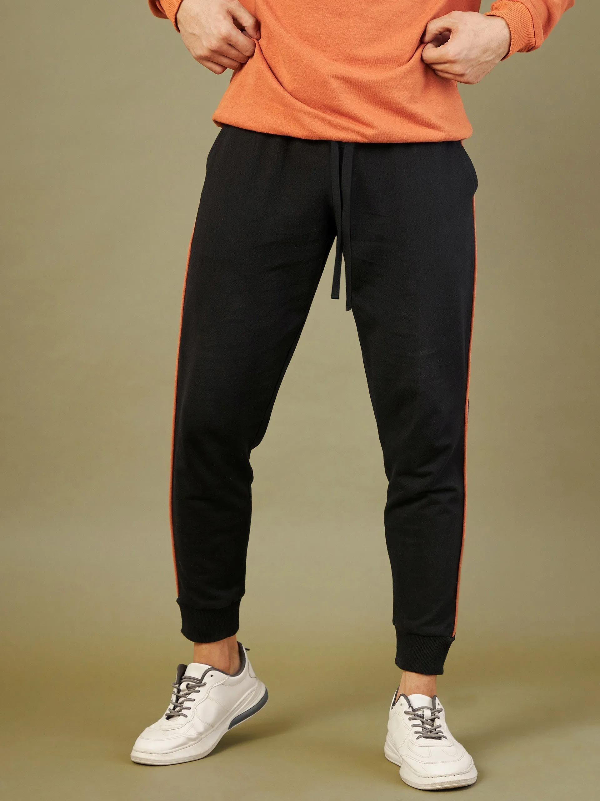 Men's Black Contrast Piping Joggers - LYUSH-MASCLN
