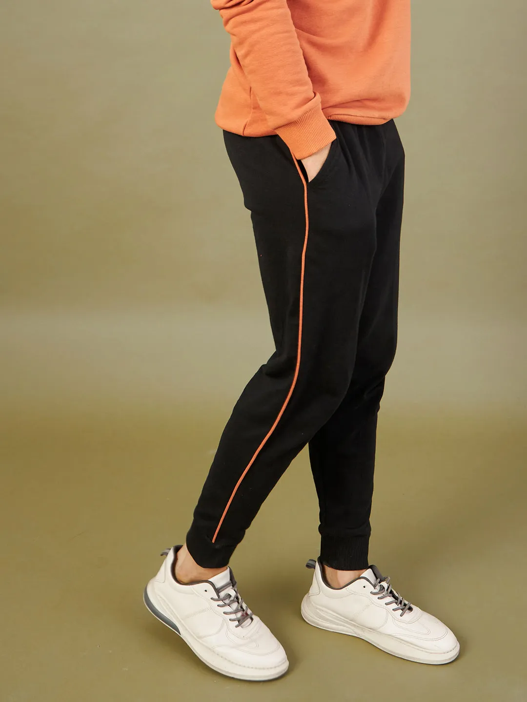 Men's Black Contrast Piping Joggers - LYUSH-MASCLN